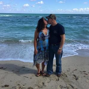 Meet your Posher, Troy